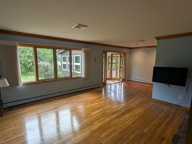 Building Photo - 29 Ridgecrest Rd