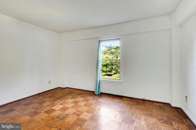 Building Photo - 2500 Q St NW