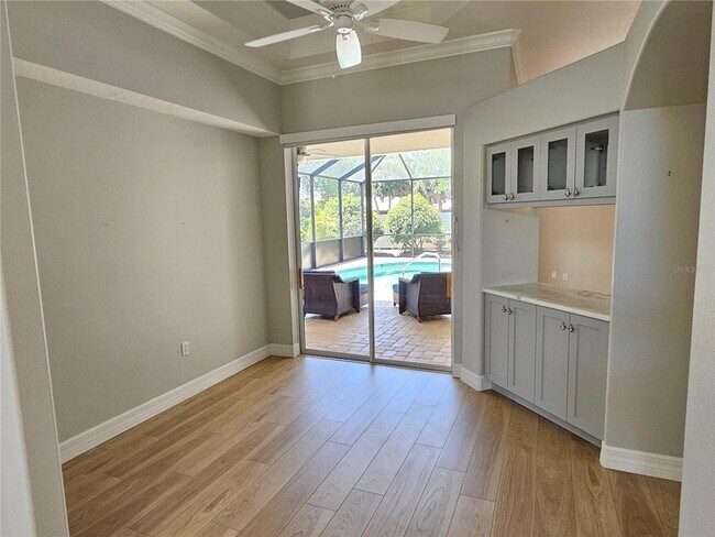 Building Photo - 330 Rio Terra