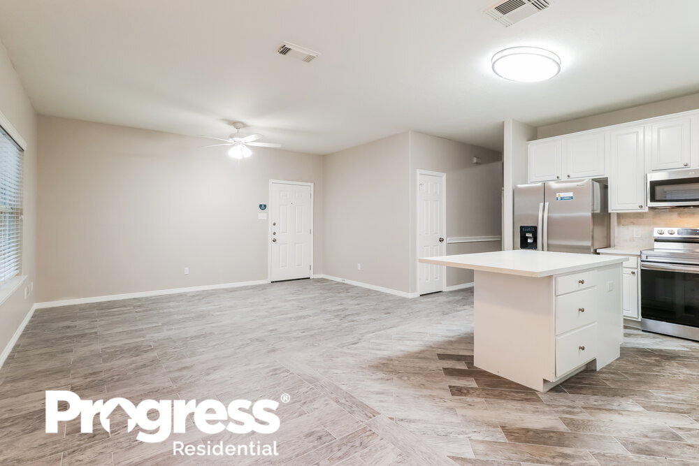 Building Photo - 21111 Molasses Meadow Ln