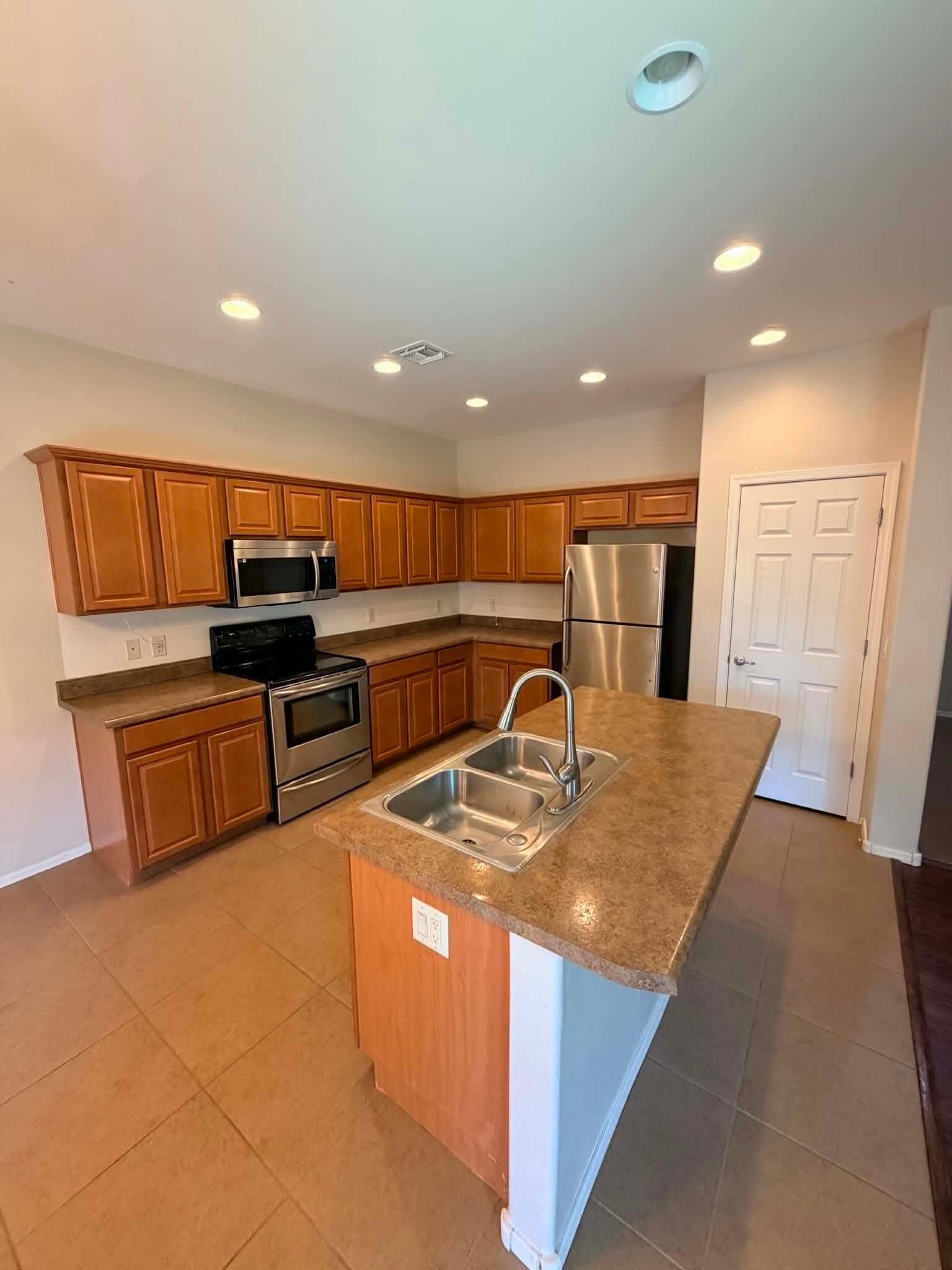Building Photo - 8796 N Norway Spruce Rd