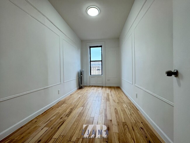 Building Photo - 860 Nostrand Ave