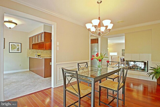 Building Photo - 20920 Stanmoor Terrace