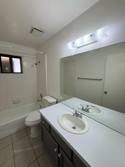 Building Photo - 3403 N Flanwill Blvd