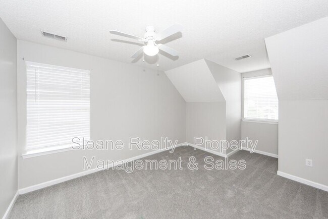 Building Photo - 4893 Habersham Ln
