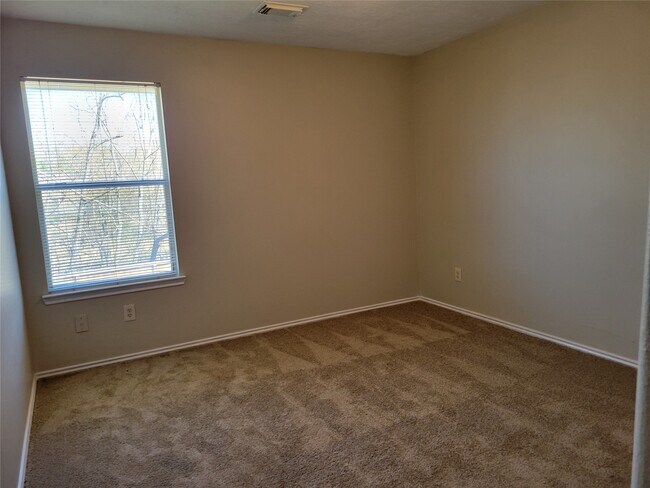 Building Photo - 19426 Old Barngate Ln