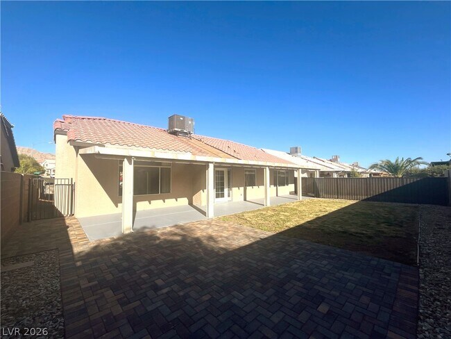 Building Photo - 1667 Tangerine Rose Dr