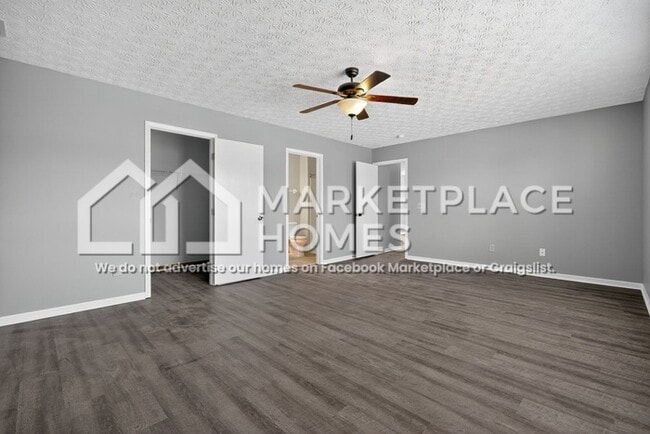 Building Photo - 5462 Rothermund Dr