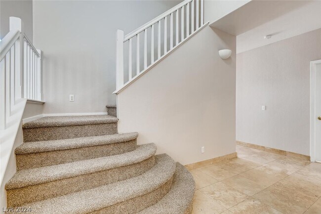 Building Photo - 8213 W Ruby Mountain Way