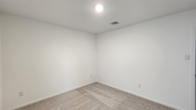 Building Photo - 26735 Feather Reed Dr
