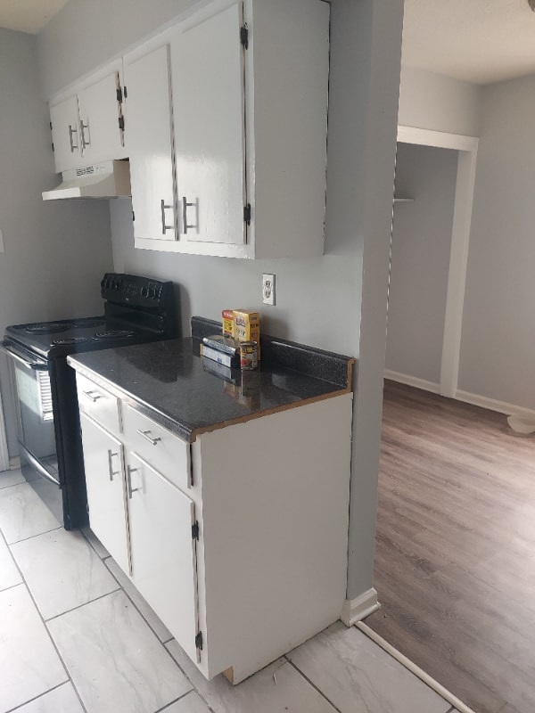 Building Photo - 797 Cavalier Dr