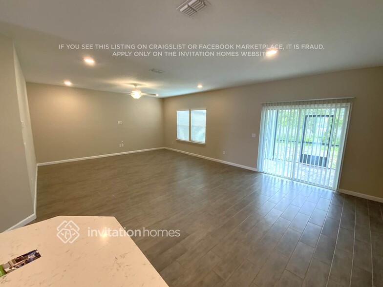 Building Photo - 9829 Lemon Balm Wy