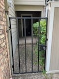 Entry - 8426 Towneship Ln