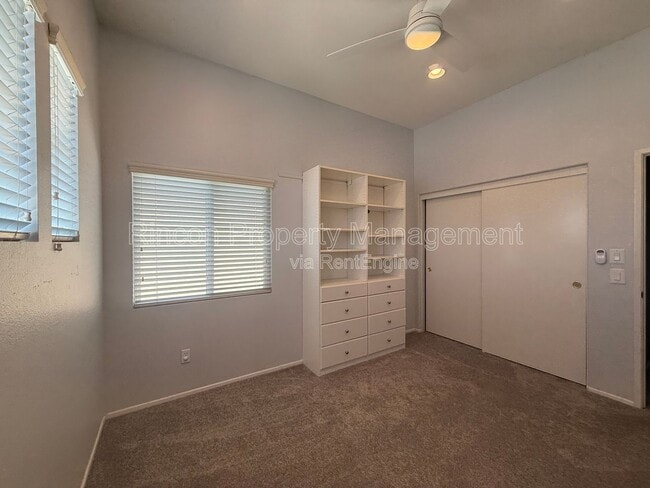 Building Photo - 2029 Milagro Pl