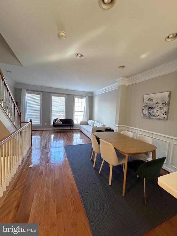 Building Photo - 11425 Log Ridge Dr