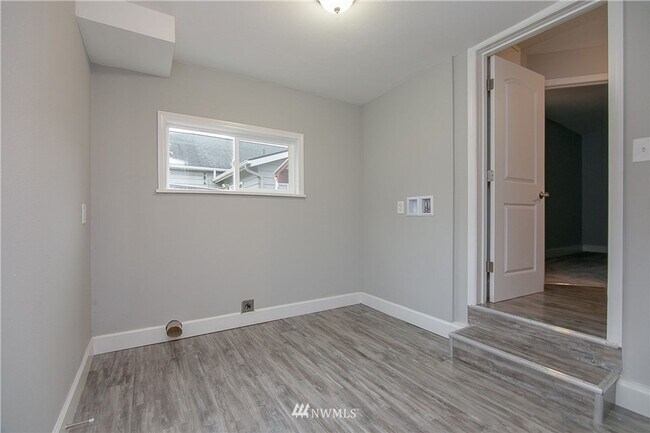 Building Photo - 4722 47th Ave SW