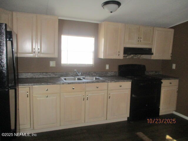 Building Photo - 11384 Deerwood Cir
