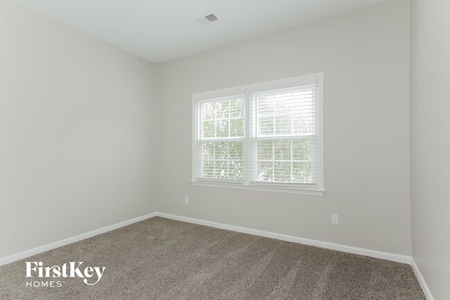 Building Photo - 8616 Walsham Dr