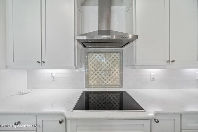 Building Photo - 14 Cottage Ct