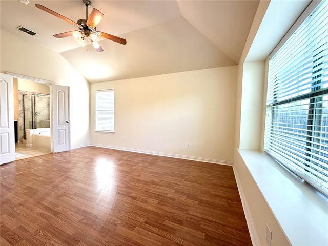 Building Photo - 9404 Caliente Dr