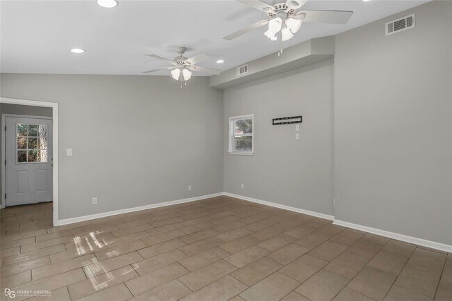 Building Photo - 9346 Shartel Dr