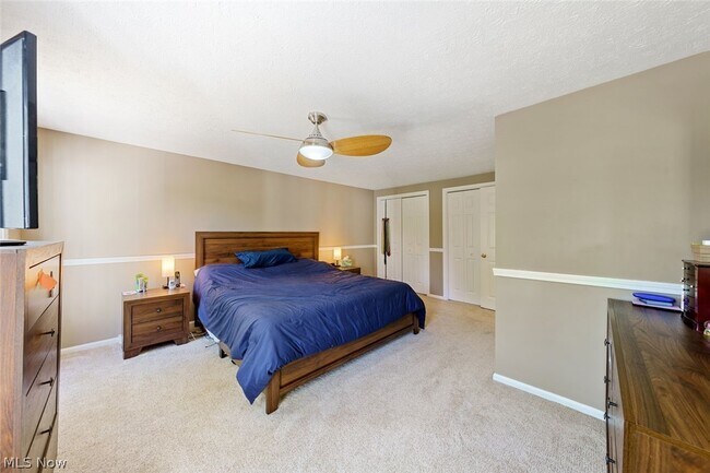 Building Photo - 2950 Royalwood Rd