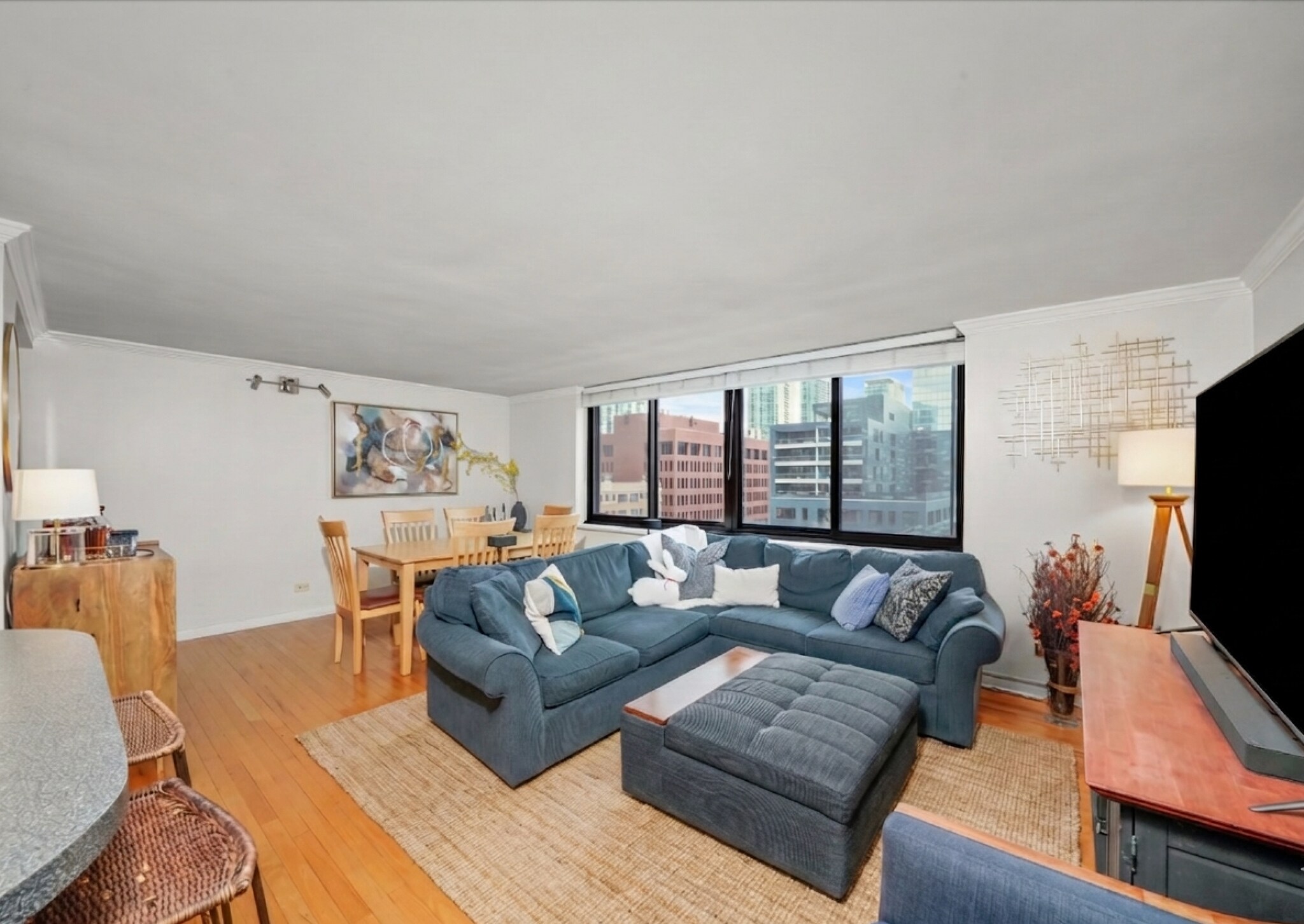 Building Photo - 1221 N Dearborn St