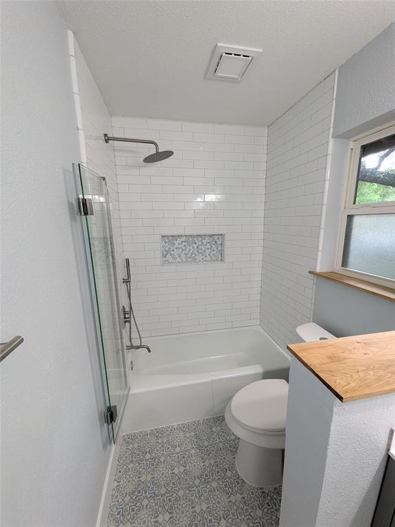 Building Photo - 9705 Marlborough Dr