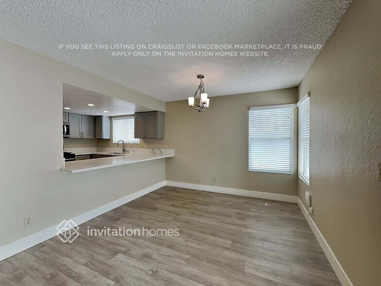 Building Photo - 1401 Lucia Dr