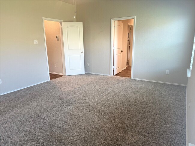 Building Photo - 15310 Dinnet Berm Dr