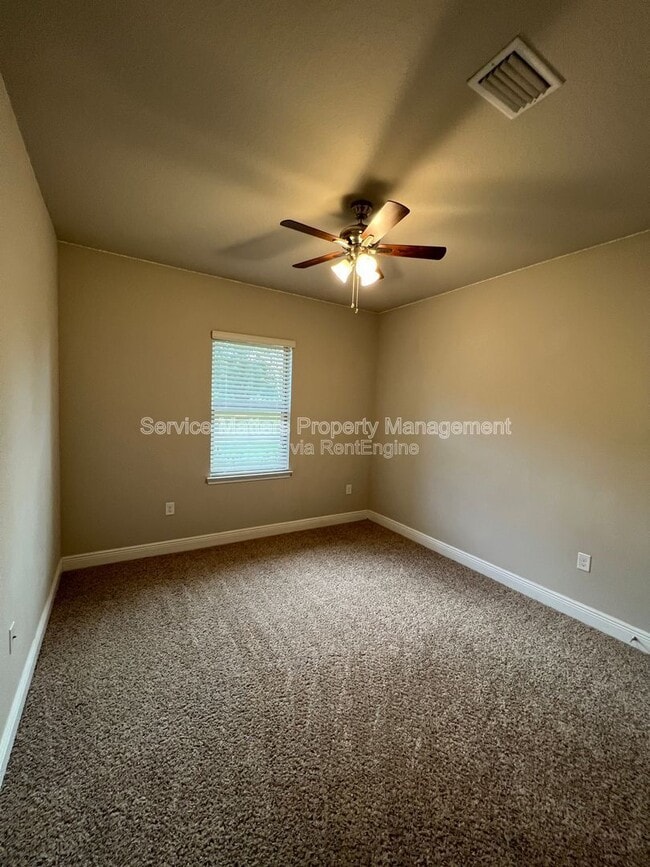 Building Photo - 4533 Oak Orchard Cir