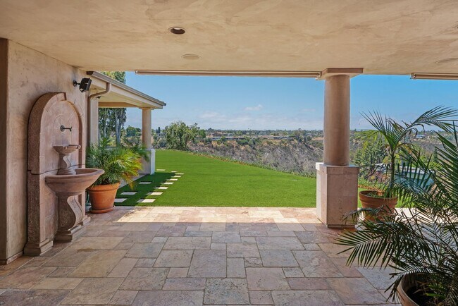 Building Photo - Custom Single Story in coveted Alvarado Es...