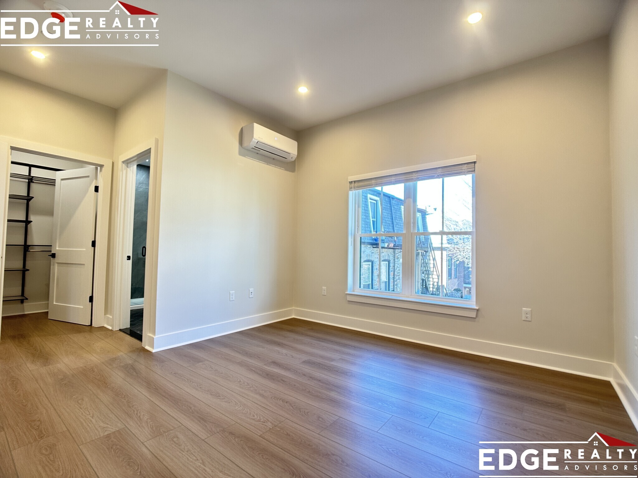 Building Photo - 9 Newton St