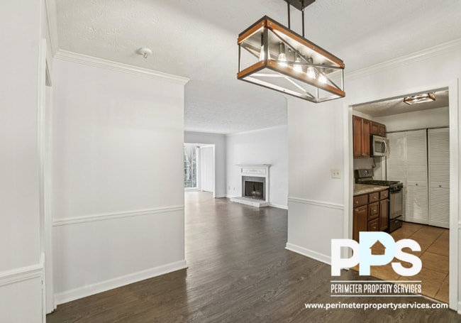 Building Photo - 801 Countryside Pl