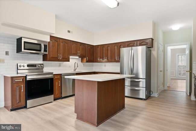 Building Photo - 13620 Canal Vista Ct