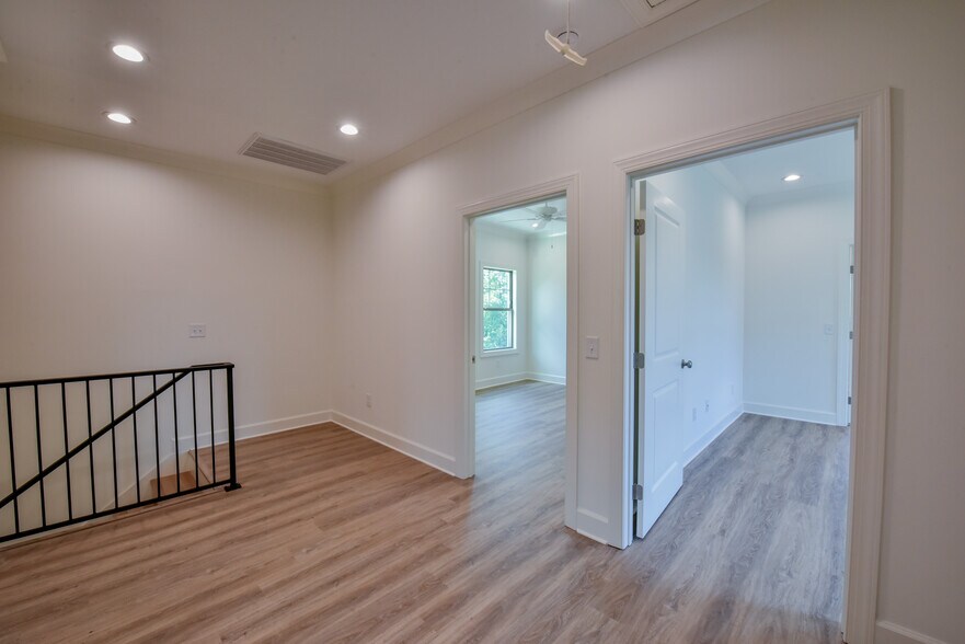 Building Photo - 19 18th St