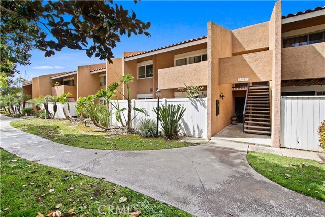 Primary Photo - 1001 W MacArthur Blvd
