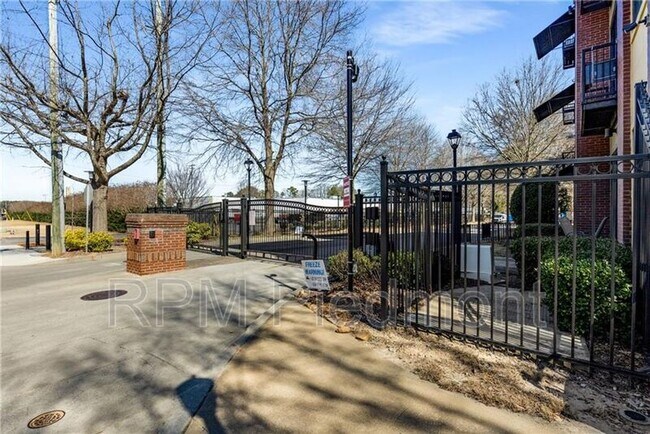 Building Photo - 5300 Peachtree Rd