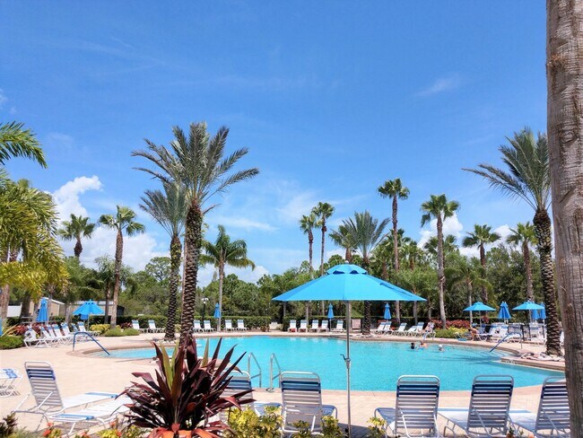 Building Photo - Annual Pool Home in The Stoneybrook Community of Venice!