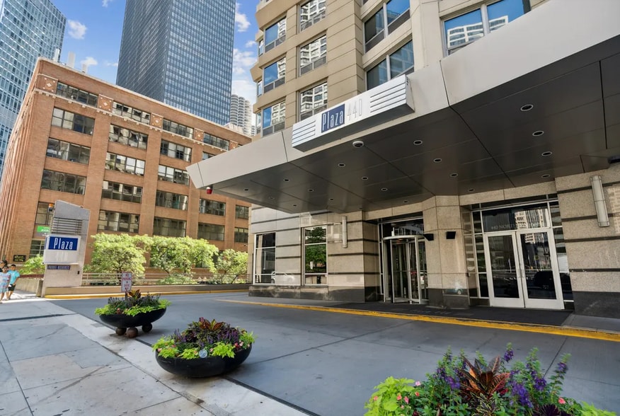 Building Photo - 440 N Wabash Ave