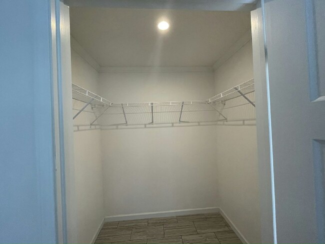 Building Photo - 13128 Lemon Ave