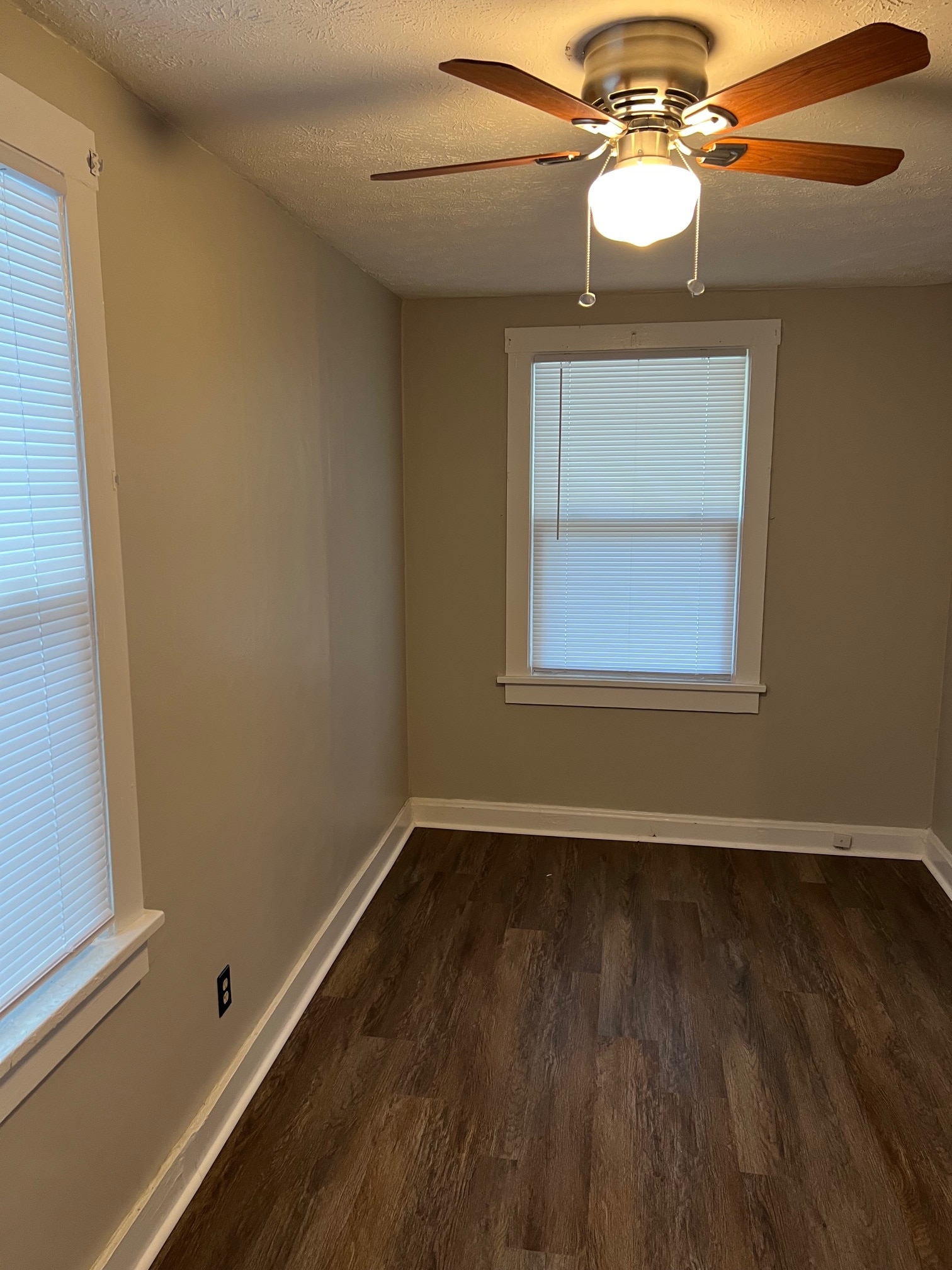 Building Photo - 1552 Manchester Ave