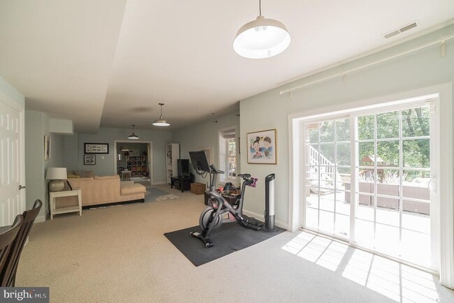 Building Photo - 3746 Spring Meadow Dr