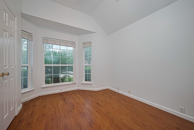 Building Photo - 11042 Sentry Ct