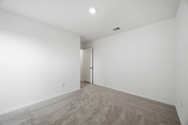 Building Photo - 16842 Spotted Oak Dr