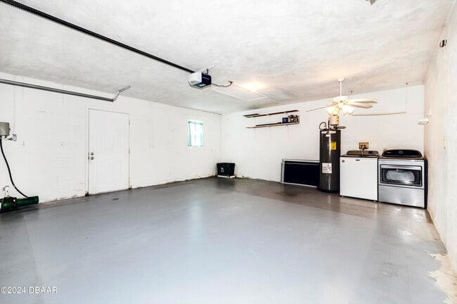 Building Photo - 145 Riverwalk Ct