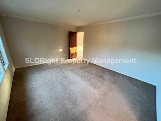 Building Photo - AVAILABLE JUNE- Condo Near Downtown SLO - 2 Bed / 2.5 Bath