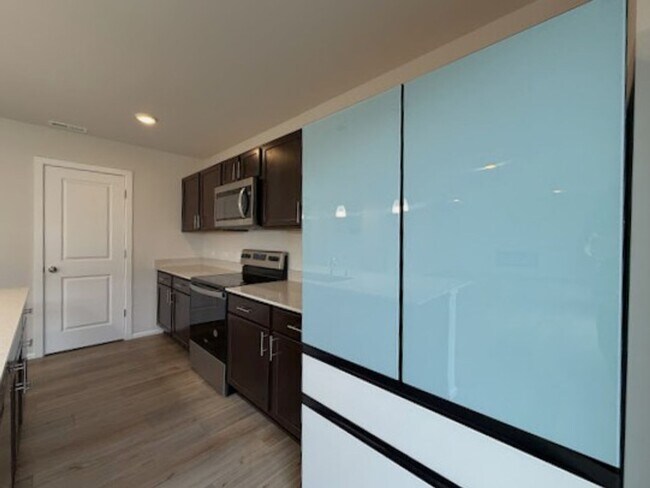 Building Photo - A Perfect Blend of New & Timeless – 4BR, 3BA Haven