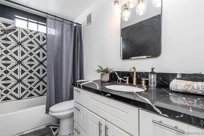 Building Photo - 4261 1/2 33rd Street