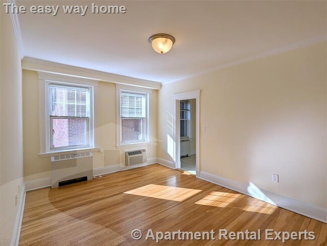 Building Photo - 26 Chauncy St